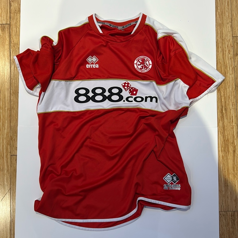 06-07 Middlesbrough Home Football Kit
